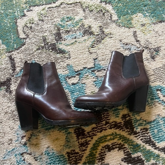 Frye leather burgundy heeled ankle boots - Picture 2 of 10